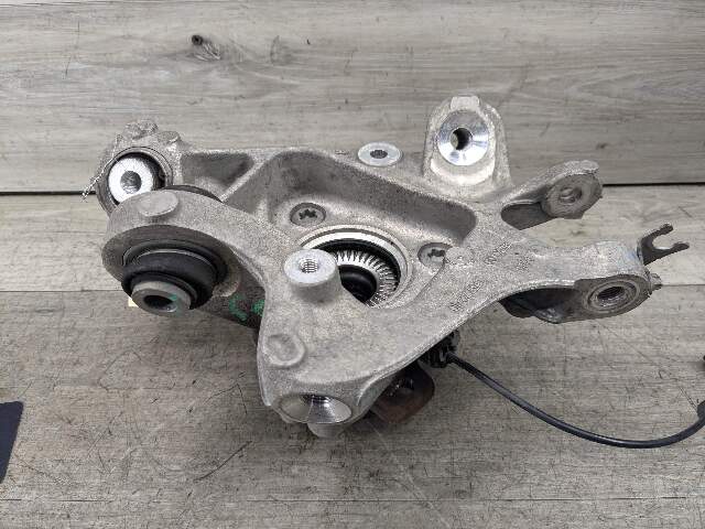 18-21 OEM BMW G01 X3 REAR Right Passenger Side Hub Spindle Knuckle Bearing
