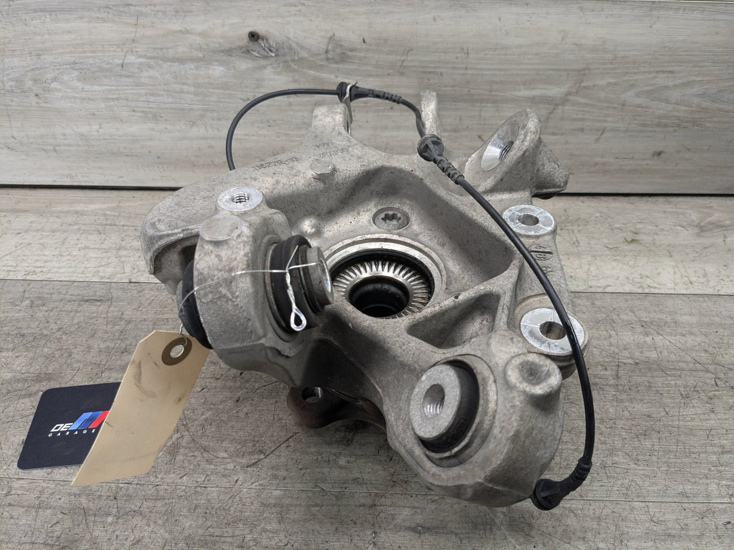18-21 OEM BMW G01 X3 REAR Left Driver Side Knuckle Wheel Hub Spindle Bearing
