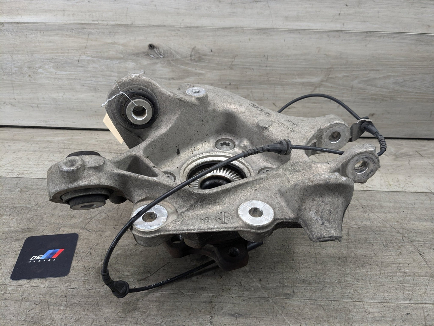 18-21 OEM BMW G01 X3 REAR Left Driver Side Knuckle Wheel Hub Spindle Bearing