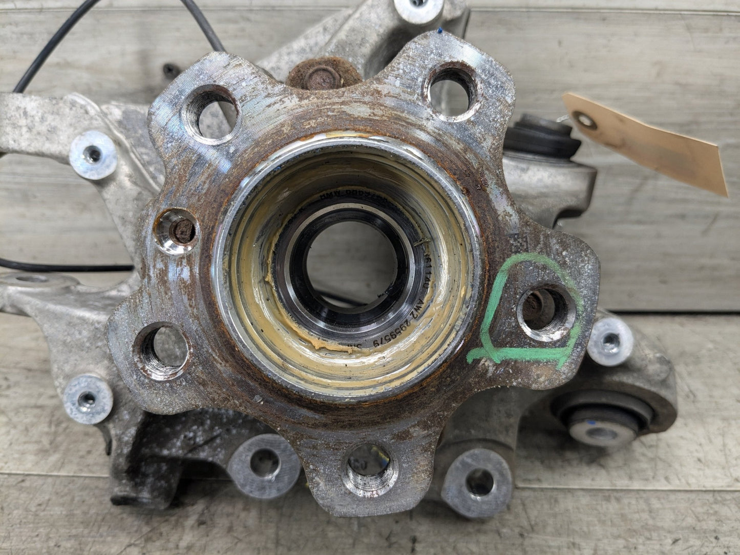 18-21 OEM BMW G01 X3 REAR Left Driver Side Knuckle Wheel Hub Spindle Bearing