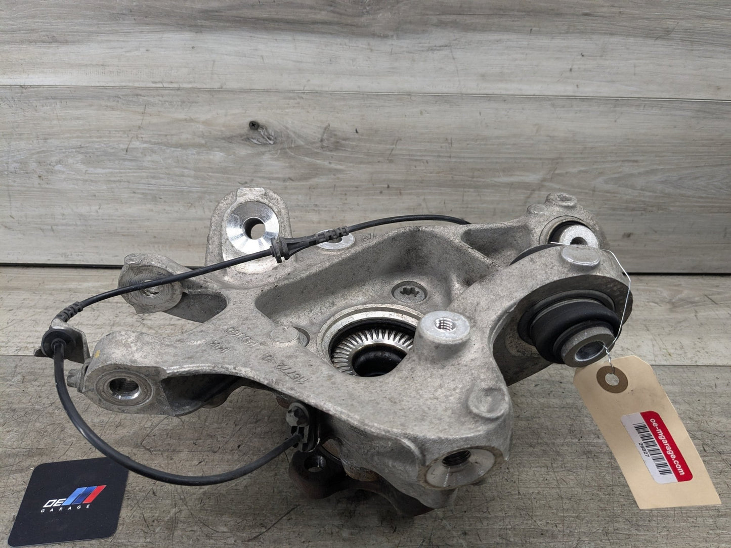 18-21 OEM BMW G01 X3 REAR Left Driver Side Knuckle Wheel Hub Spindle Bearing