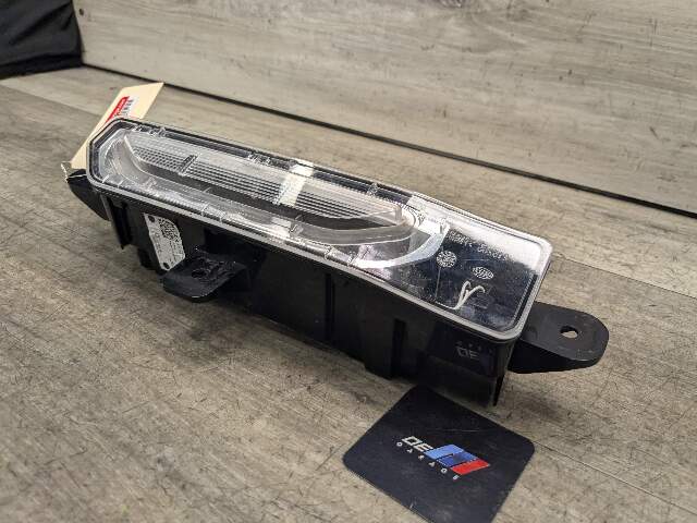 19-25 OEM BMW G29 Z4 30 M40 Rear Bumper Backup Reverse Clear Lamp Light