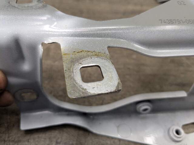 19-24 OEM BMW G29 Z4 Front Left Driver Side Fender Holder Bracket SET