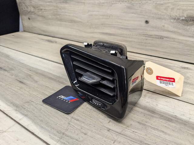 19-24 OEM BMW G29 Z4 Right Passenger Side Air AC Vent Dash Grille Trim