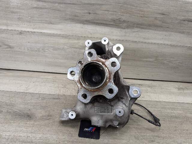 19-24 OEM BMW G29 Z4 30 M40 RWD FRONT Left Driver Hub Spindle Knuckle Bearing