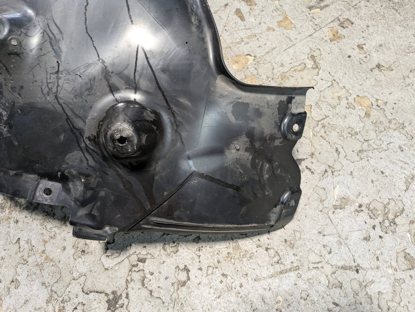 19-24 OEM BMW G29 Z4 Right Passenger Side Fender Liner Wheel Splash Shield Guard