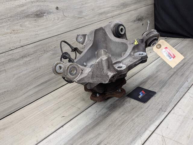 OEM BMW G29 Z4 REAR Right Passenger Side Hub Spindle Knuckle Bearing