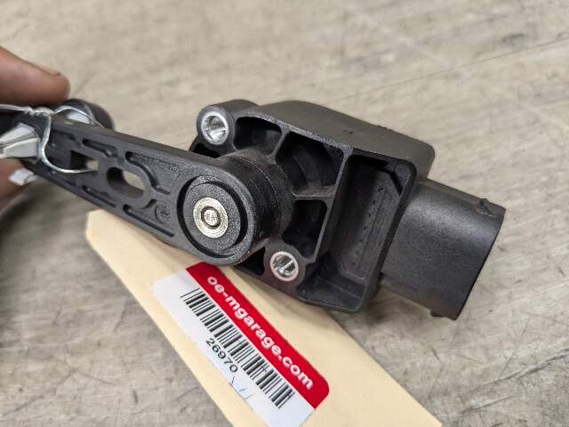 OEM BMW F30 F80 G30 G20 M3 Fronr Rear Left Right Suspension Height Level Sensor