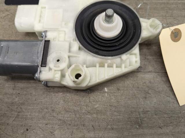 OEM BMW G01 G12 G30 F90 Front Right Passenger Side Door Window Regulator Motor