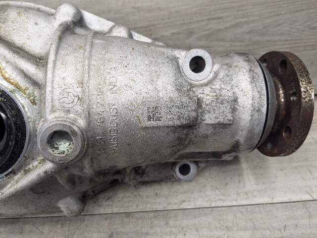 OEM BMW G11 G12 G20 G30 xDrive AWD Front Differential Axle Gearbox Carrier 2.81