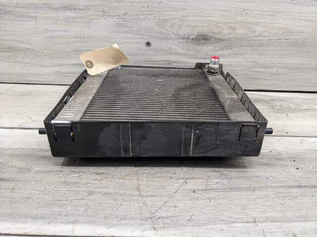 18-24 OEM BMW G12 G14 G16 G30 F90 F93 M5 M8 Second Auxiliary Coolant Radiator