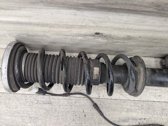 17-23 OEM BMW G30 M550 Rear Left Driver Side Strut Shock Absorber w/ Spring VDC