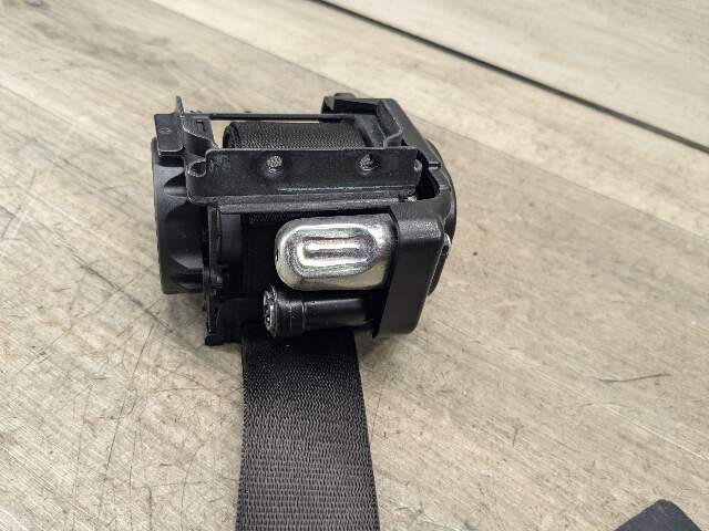 OEM BMW F90 M5 G30 530 540 Rear Left Right Upper Seatbelt Seat Belt Retractor