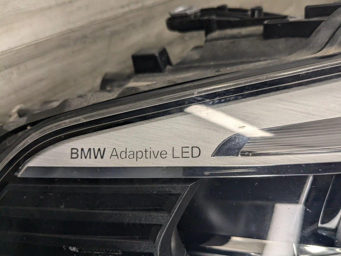 17-20 OEM BMW F90 G30 540 M550 M5 Right Passenger ICON LED Adaptive Headlight