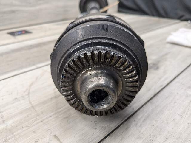 17-19 OEM BMW G30 M550iX Rear Left Driver Side Output Half Shaft CV Axle