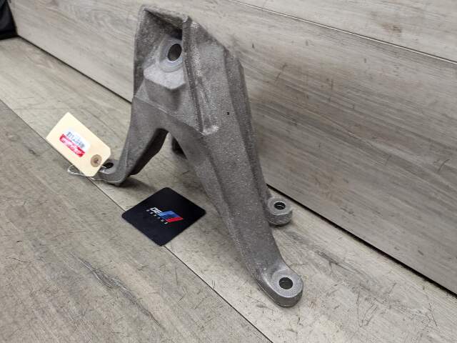 OEM BMW G05 G12 G14 G30 Left Driver Side Engine N63R Motor Mount Bracket Support