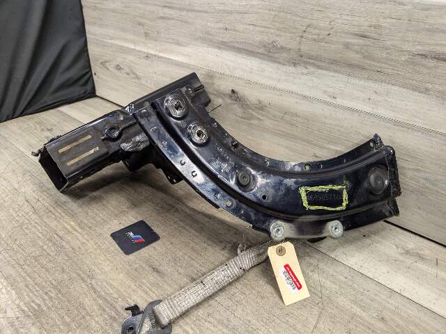 OEM BMW G30 530 540 M550 Front Left Driver Side Apron CUT Supporting Strut