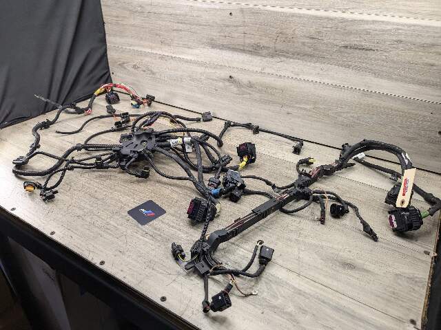 OEM BMW G11 G12 750 G30 M550 AWD Engine N63R Wiring Wire Harness Module 5-8