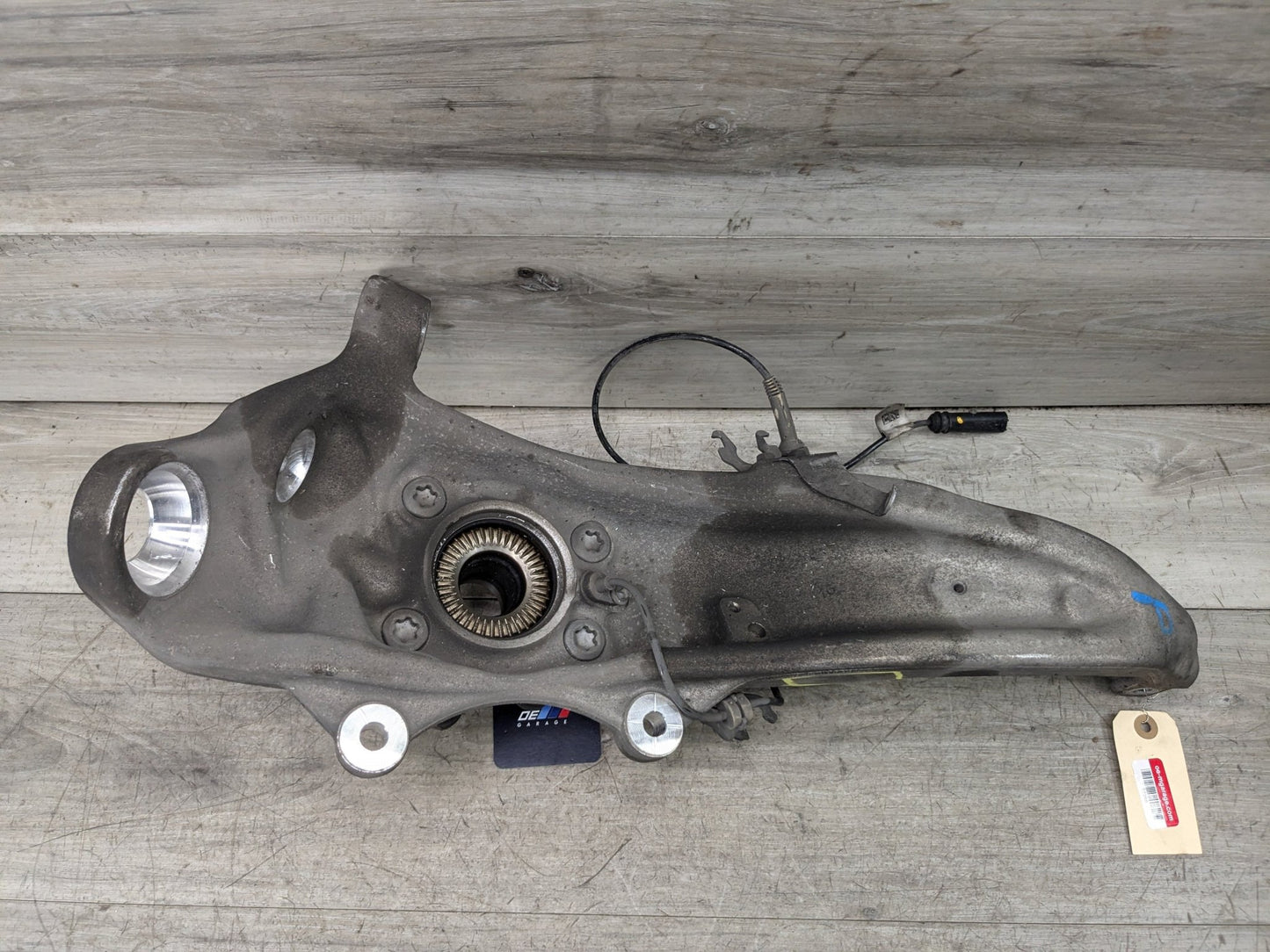 17-23 OEM BMW G14 G15 G16 G30 AWD Front Right Passenger Spindle Knuckle Bearing