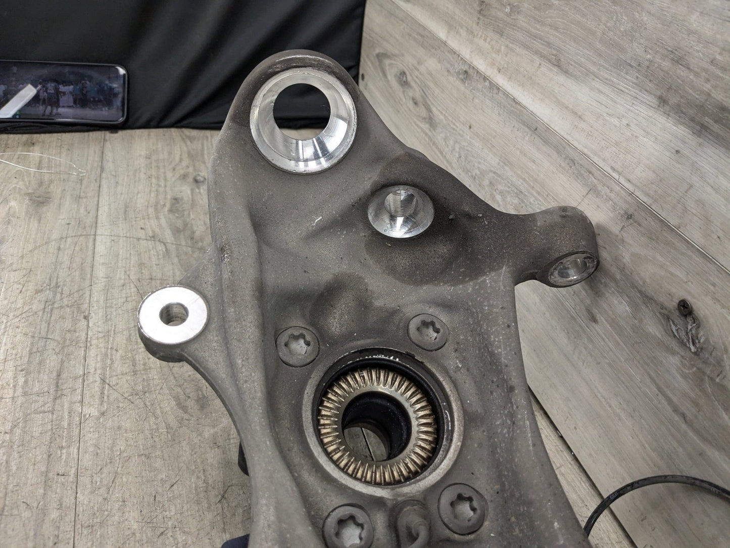 17-23 OEM BMW G14 G15 G16 G30 AWD Front Right Passenger Spindle Knuckle Bearing