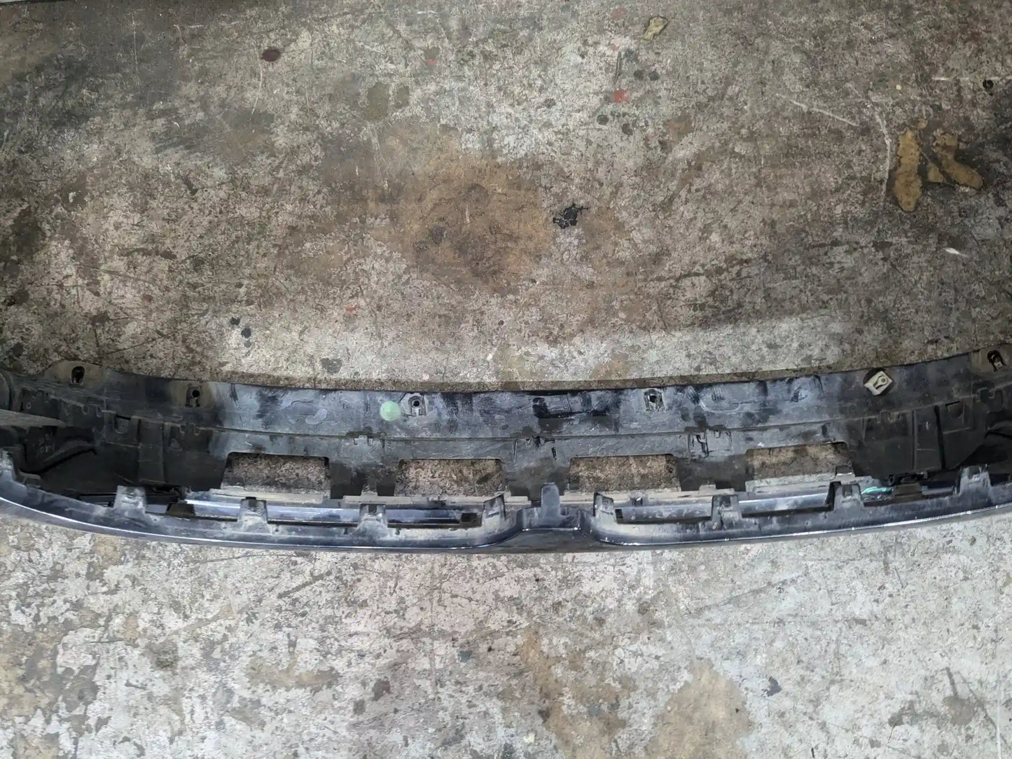 DAMAGE* 19-21 OEM BMW G20 G21 330 Front Bumper Cover Panel Black 475