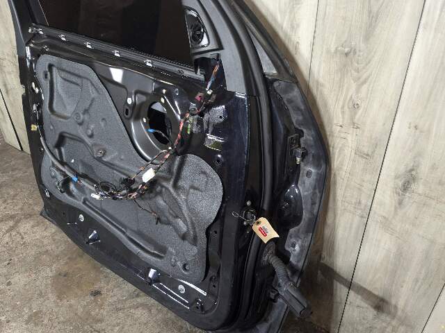SCRAPE* 14-18 OEM BMW F15 X5 F85 X5M Front Left Driver Door Shell Panel Black