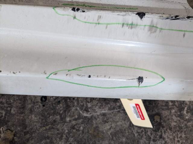 NOTE* OEM BMW F32 F33 440 Right Passenger M-SPORT Side Skirt Rocker Panel White