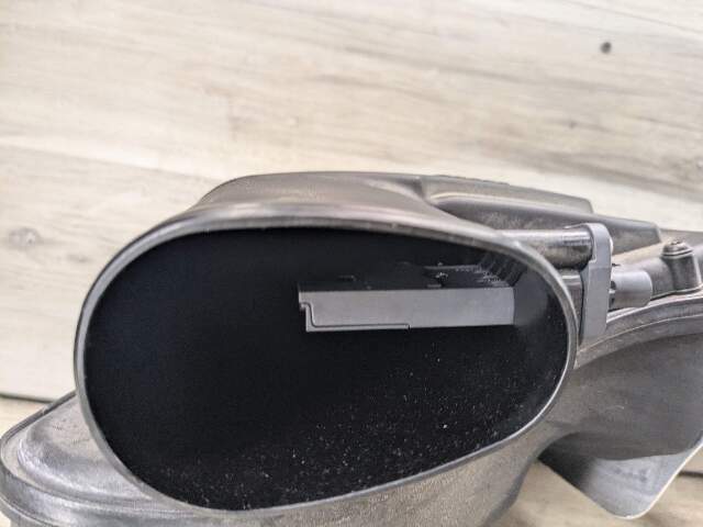16-19 OEM BMW G30 G11 G12 M550 750 AWD AirBox Filter Cleaner Intake Muffler N63R
