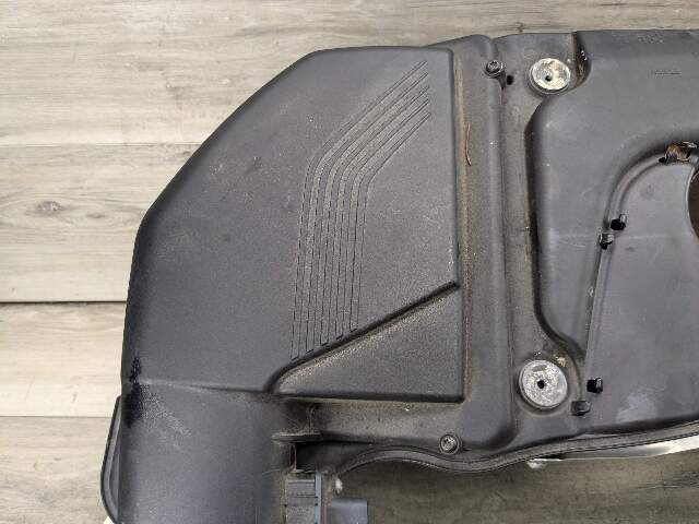 16-19 OEM BMW G30 G11 G12 M550 750 AWD AirBox Filter Cleaner Intake Muffler N63R