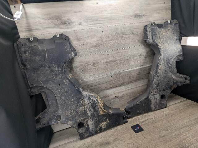 OEM BMW G30 530 540 M550 Left Right Side Floor Under Body Splash Shield Guard