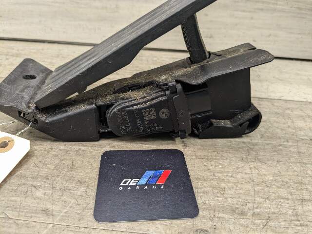 12-20 OEM BMW F16 F22 F30 F32 F34 F36 M3 M4 Accelerator Throttle Gas Pedal