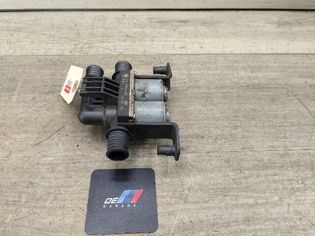 07-19 OEM BMW E70 E71 F15 F16 F85 X5 X6 Engine Water Heater Control Valve Pump