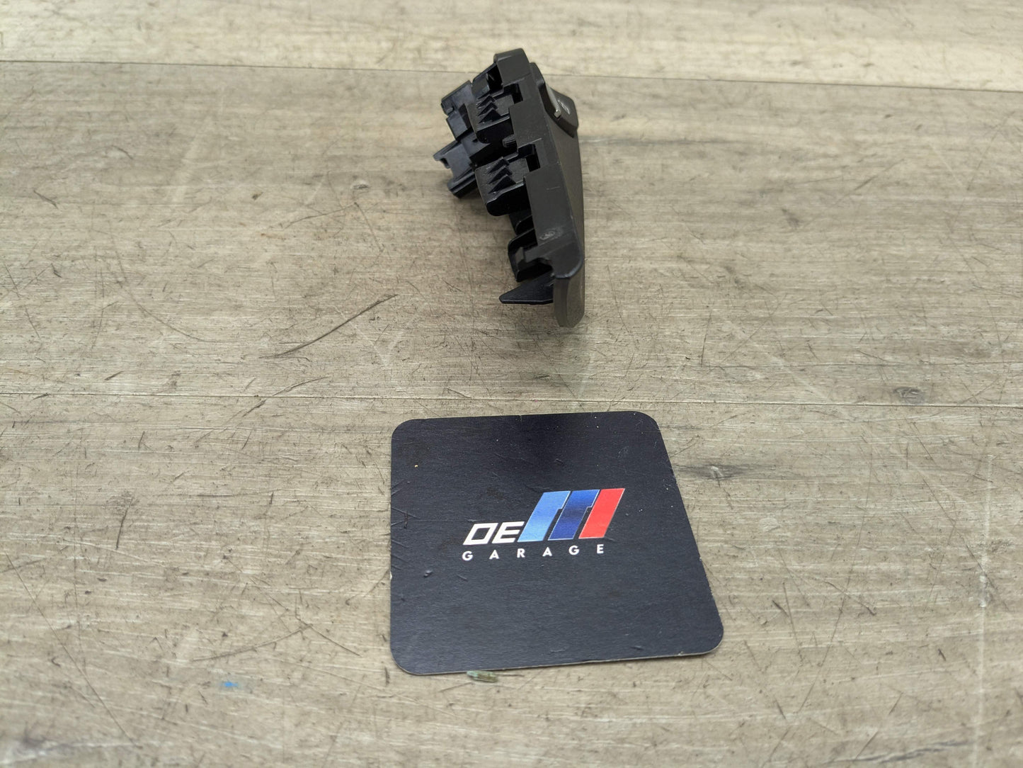 14-18 OEM BMW F16 X6 F86 Front Left Driver Side Door Panel Lock Switch Control