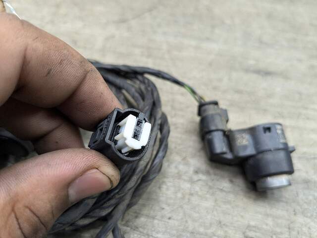*OEM BMW E90 E92 E93 M3 Rear Parking Distance Sensor Harness Wires PDC Gray
