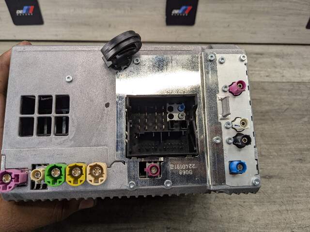 OEM BMW F15 F30 F32 F80 F82 Navigation NBT Headunit Radio CD Head Unit HW 2.1