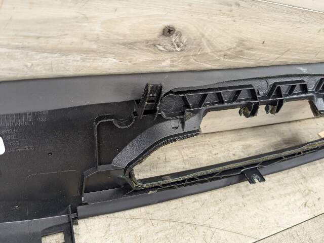 14-19 OEM BMW F15 F16 X5 X6 F85 F86 Nappa Leather Upper Dash Screen Trim Panel