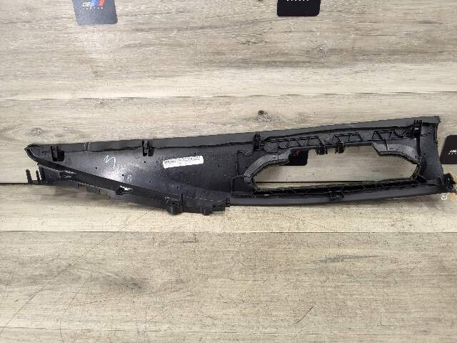 14-19 OEM BMW F15 F16 X5 X6 F85 F86 Nappa Leather Upper Dash Screen Trim Panel