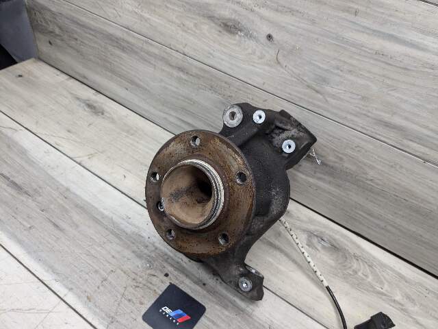 06-13 OEM BMW E82 E88 E90 E92 RWD Front Right Hub Knuckle Wheel Bearing Spindle