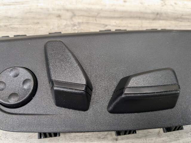 OEM BMW F22 F23 F32 F33 G29 Front Right Power Seat Adjustment Control Switch