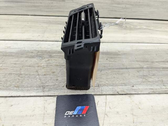 06-13 OEM BMW E90 E92 E93 Right Passanger Side Dashboard Dash Air Vent