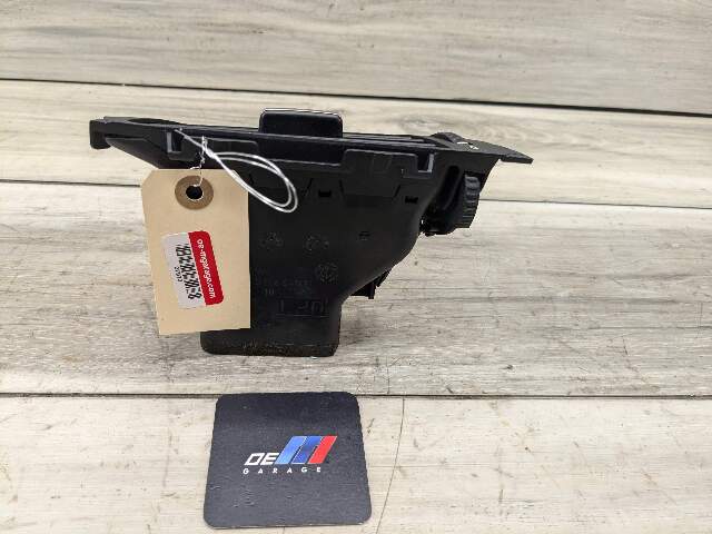 06-13 OEM BMW E90 E92 E93 Right Passanger Side Dashboard Dash Air Vent