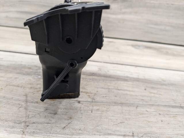 06-13 OEM BMW E90 E92 E93 335 328 M3 Left Driver Side Dashboard Air Vent