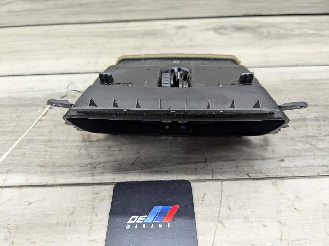 07-13 OEM BMW E92 328 335 Coupe Interior Central Console Rear Vent