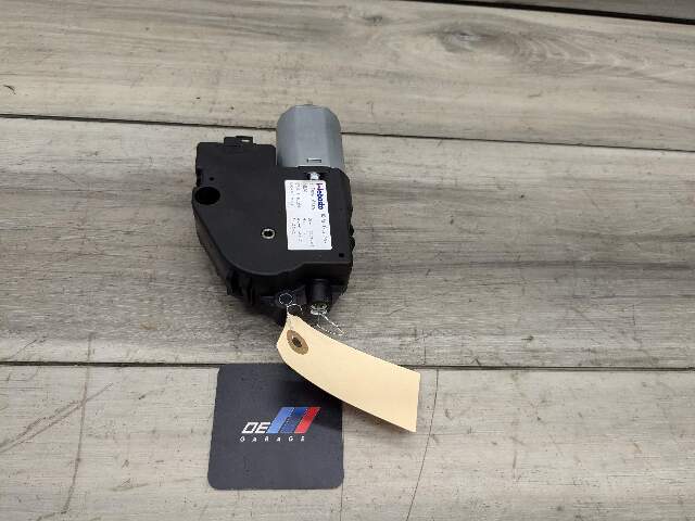 OEM BMW F06 F82 F80 F13 F32 F10 M2 M3 M4 M6 Upper Sunroof Moon Roof Motor Unit
