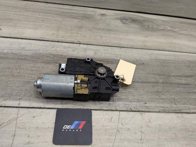 OEM BMW F06 F82 F80 F13 F32 F10 M2 M3 M4 M6 Upper Sunroof Moon Roof Motor Unit