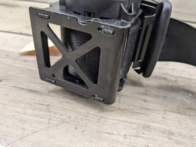 OEM BMW F22 F30 F32 F36 F82 M4 REAR Left Right Outer Upper Seat Belt Retractor