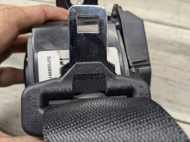 OEM BMW F22 F30 F32 F36 F82 M4 REAR Left Right Outer Upper Seat Belt Retractor