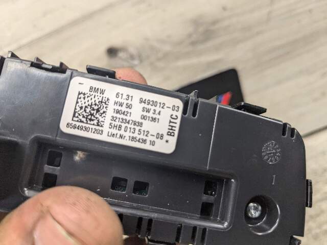 OEM BMW G20 G22 G23 G26 G80 G82 G83 Rear AC Air Climate Control Switch Module