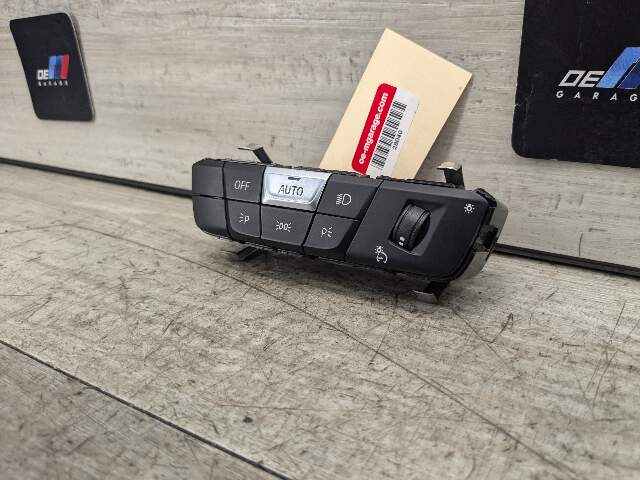 OEM BMW G20 G22 G23 G26 G42 G80 G82 G83 Headlight Control Switch Light Module
