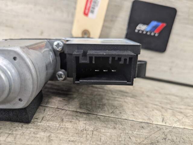 OEM BMW G20 G80 330 M340 M3 FRONT Left Driver Side Door Window Regulator Motor